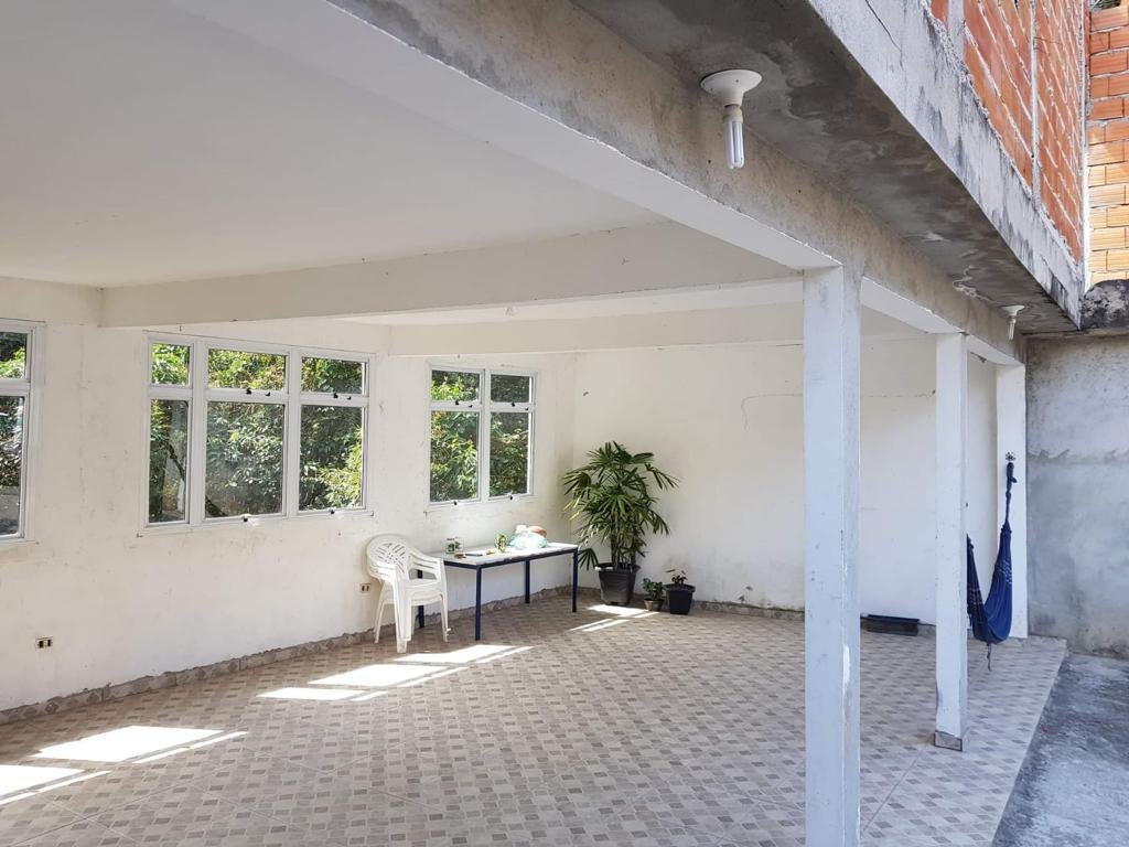 4 Casa em um terreno