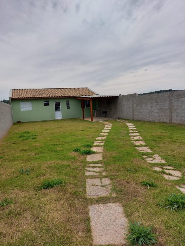 CASA EM CANGUERA PERTO DAS VINÍCULAS