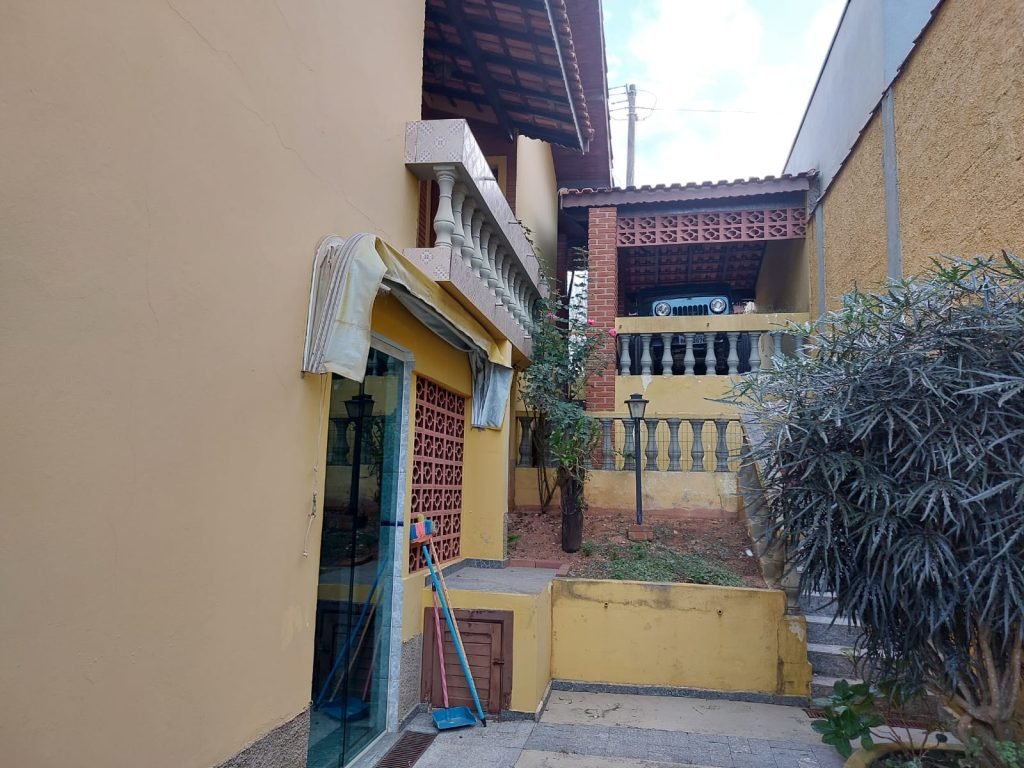 Ótima casa, Bairro de Mailasqui