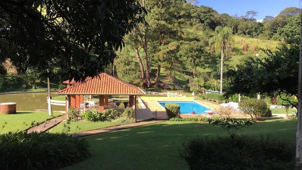 Lindo Sítio, ótima localização