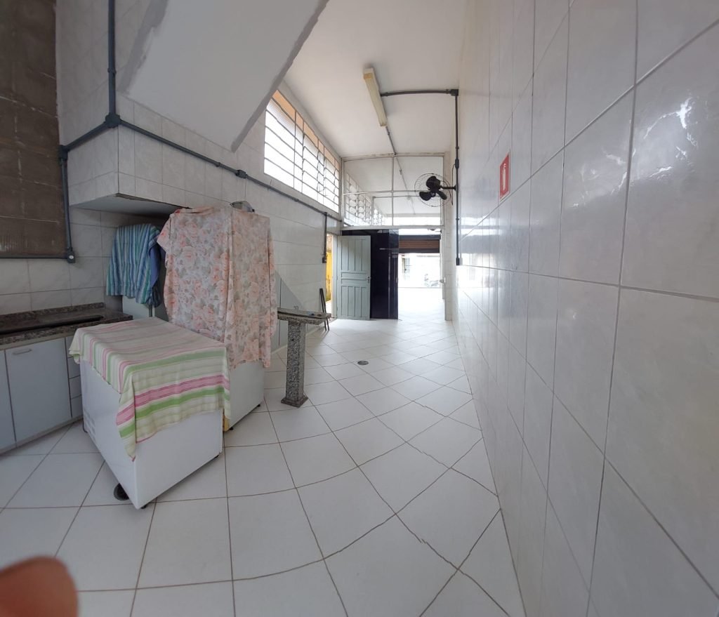 Próximo e fácil acesso a região central