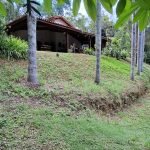 Oportunidade Imperdível: Charmosa Chácara à Venda em São Roque!