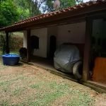 Oportunidade Imperdível: Charmosa Chácara à Venda em São Roque!