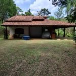 Oportunidade Imperdível: Charmosa Chácara à Venda em São Roque!